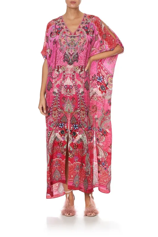 SLIM FIT KAFTAN WITH SPLIT PALISADES PAISLEY sold by Camilla