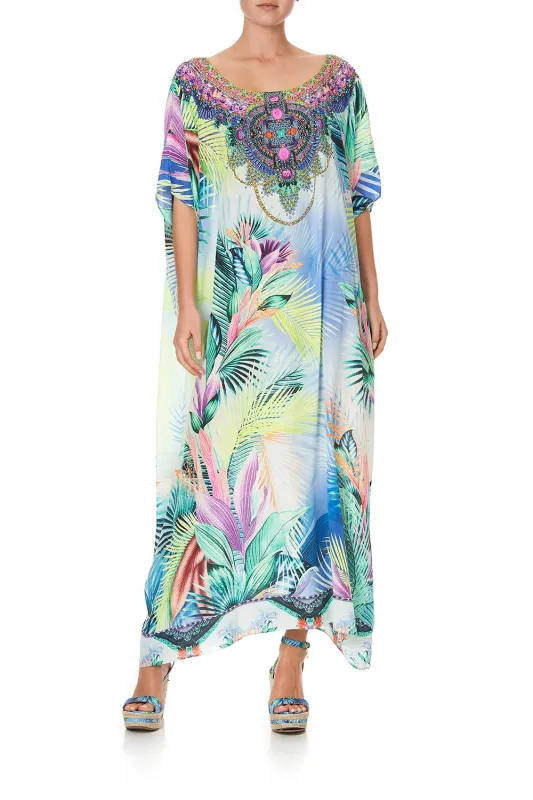 ROUND NECK KAFTAN WHATS YOUR VICE made by Camilla