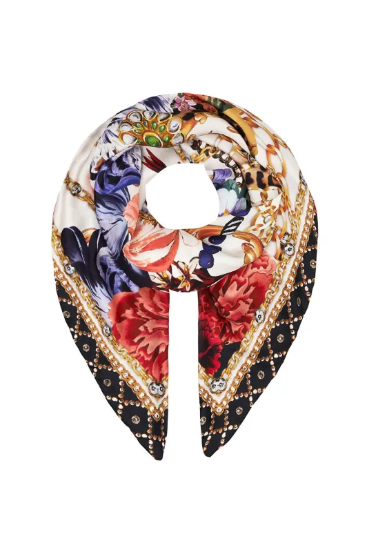 LARGE SQUARE SCARF REIGN SUPREME sold by Camilla