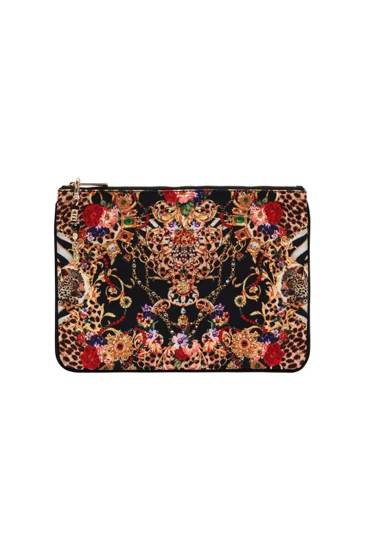 SMALL CANVAS CLUTCH A NIGHT IN THE 90S made by Camilla