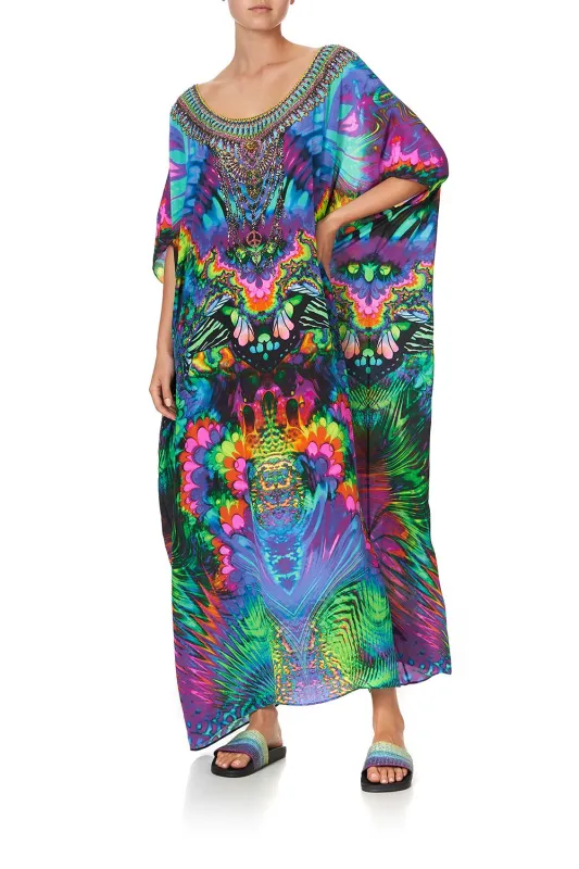 ROUND NECK KAFTAN HYPED UP HIPPIE sold by Camilla
