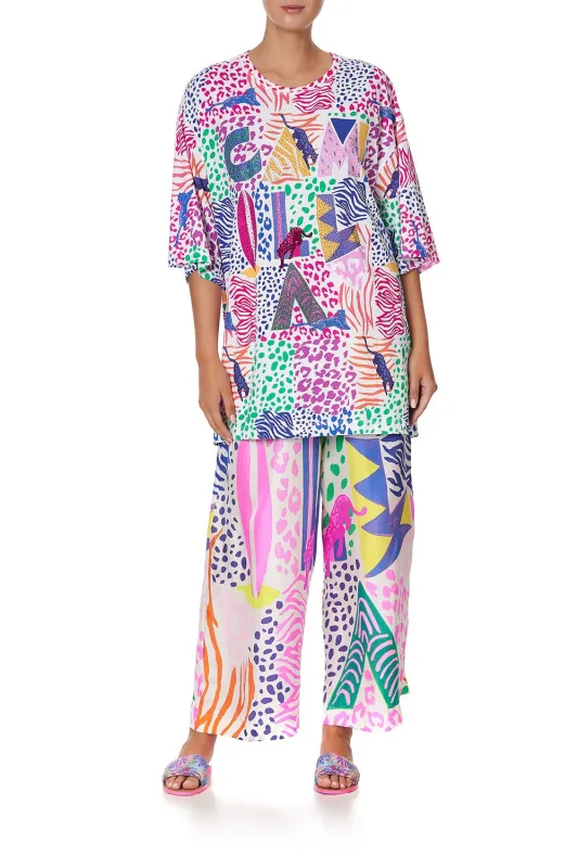 SUPER OVERSIZED TEE BONZA BABE made by Camilla