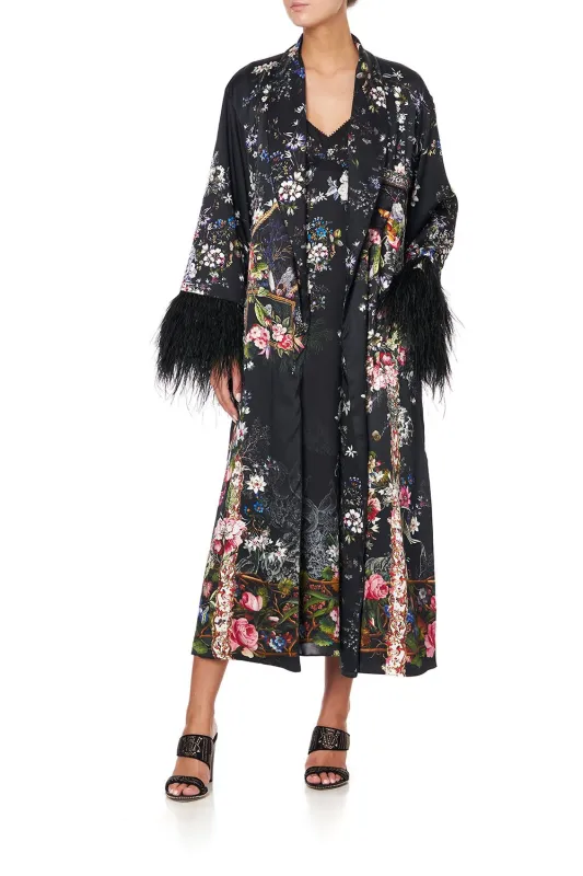 LONG ROBE WITH FLARED SLEEVE FROM THE ARCHIVES made by Camilla