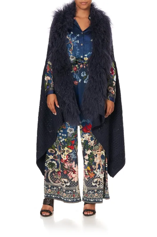 SHEARLING CAPE DREAMS OF MIDSUMMER made by Camilla
