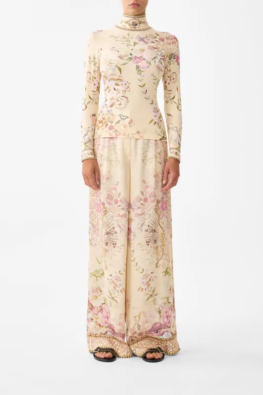 JERSEY TURTLENECK ADORNED IN ARANJUEZ made by Camilla