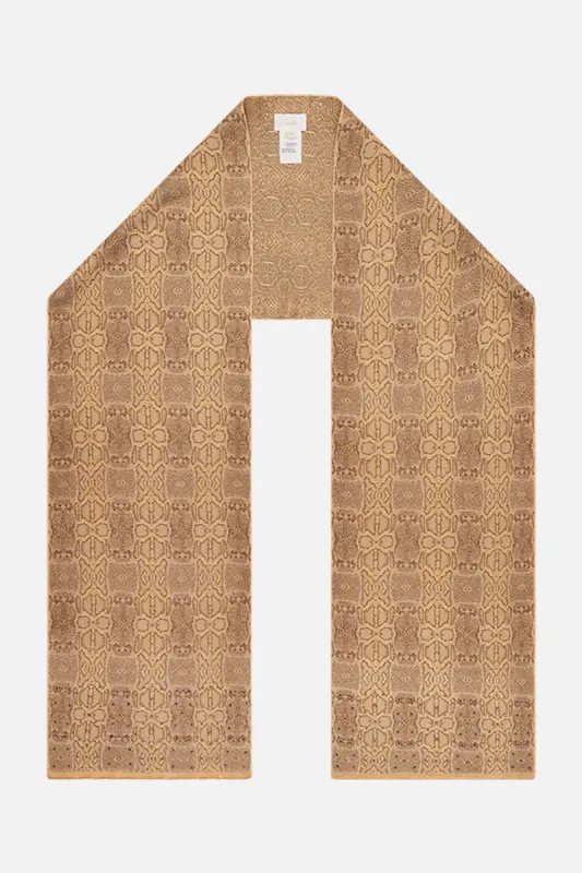 EMBELLISHED KNIT SCARF VALLEY OF THE KINGS sold by Camilla