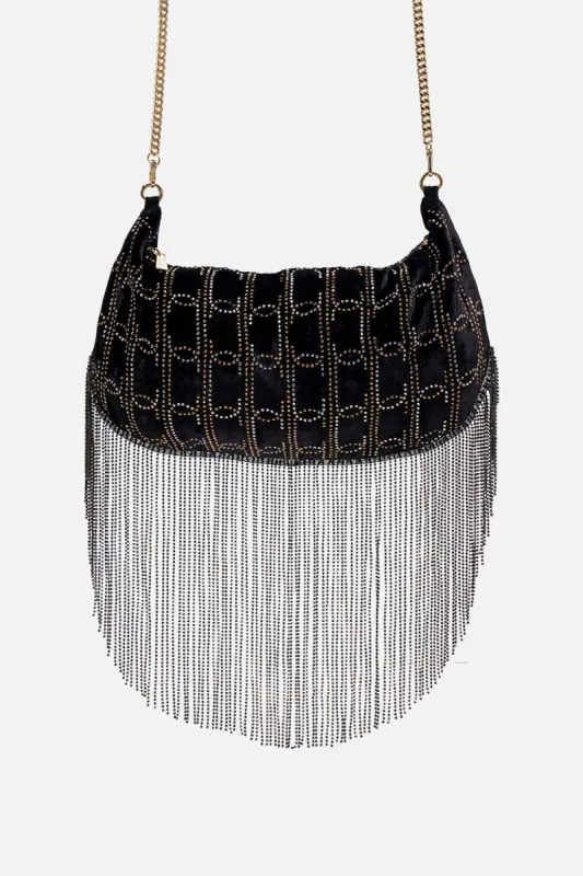 CRESCENT CLUTCH SHOULDER BAG SOLID BLACK sold by Camilla