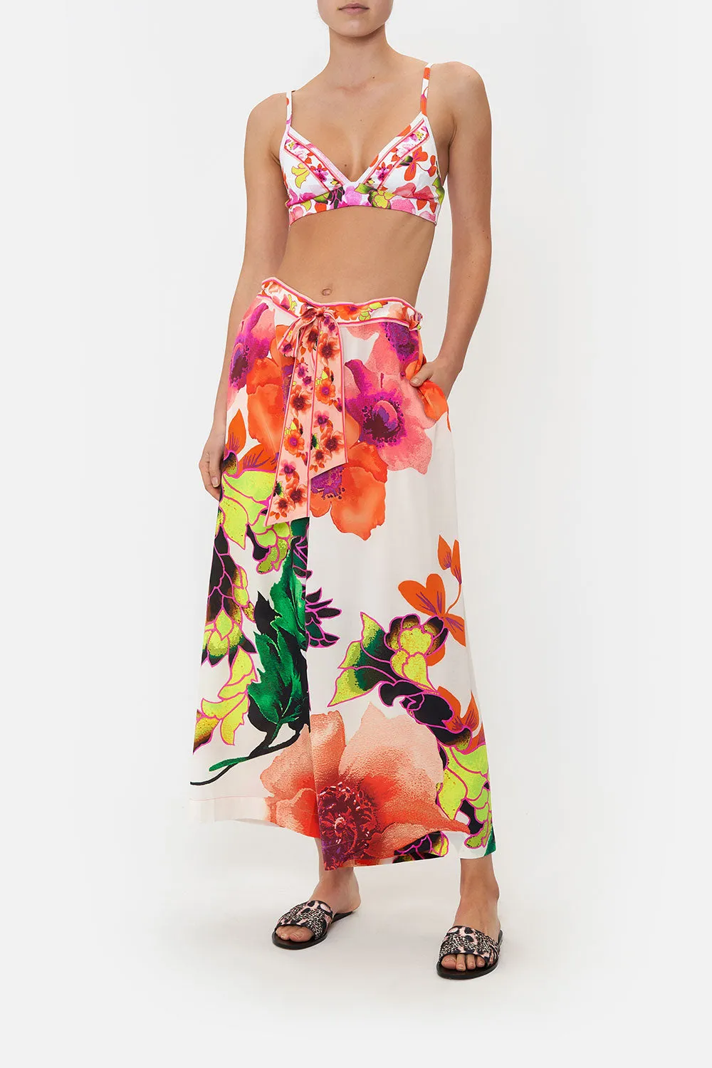 SOFT BRA WITH BACK CLIP PRETTY AS A POPPY sold by Camilla