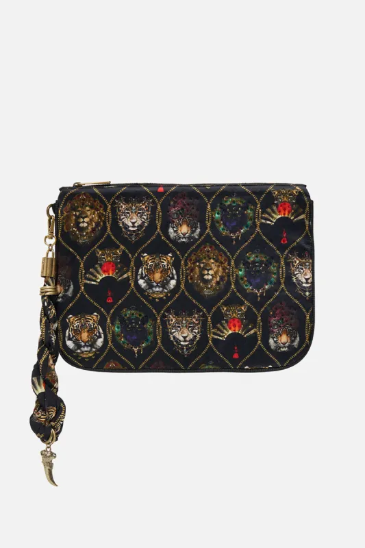 SCARF CLUTCH JAGGIS JEWELS sold by Camilla