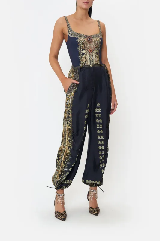 PARACHUTE PANT ITS ALL OVER TORERO sold by Camilla