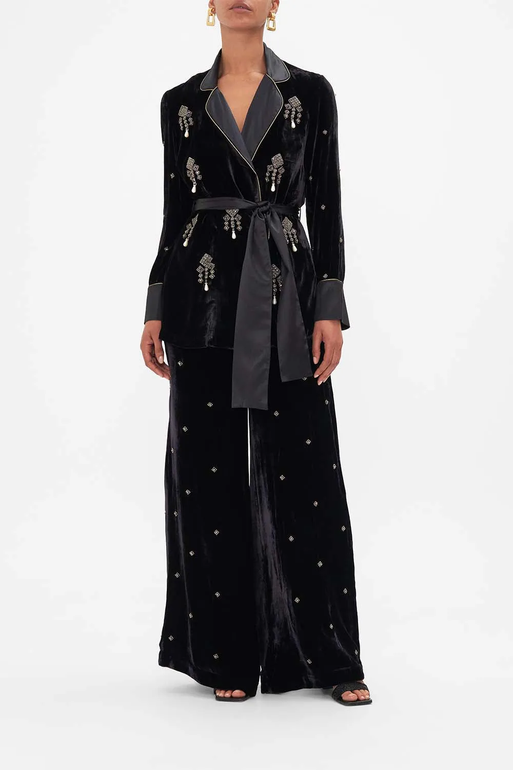 RELAXED JACKET WITH SPLIT CUFFS A NIGHT AT THE OPERA sold by Camilla