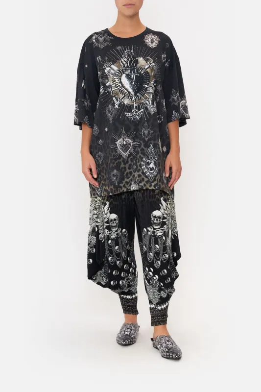 SUPER OVERSIZED TEE ORDER OF DISORDER LOUNGE sold by Camilla