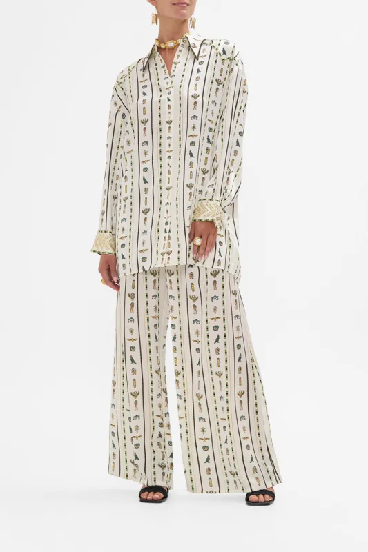 LONG LINE SHIRT WITH YOKE AND BUTTON DETAIL VALLEY OF THE QUEENS sold by Camilla