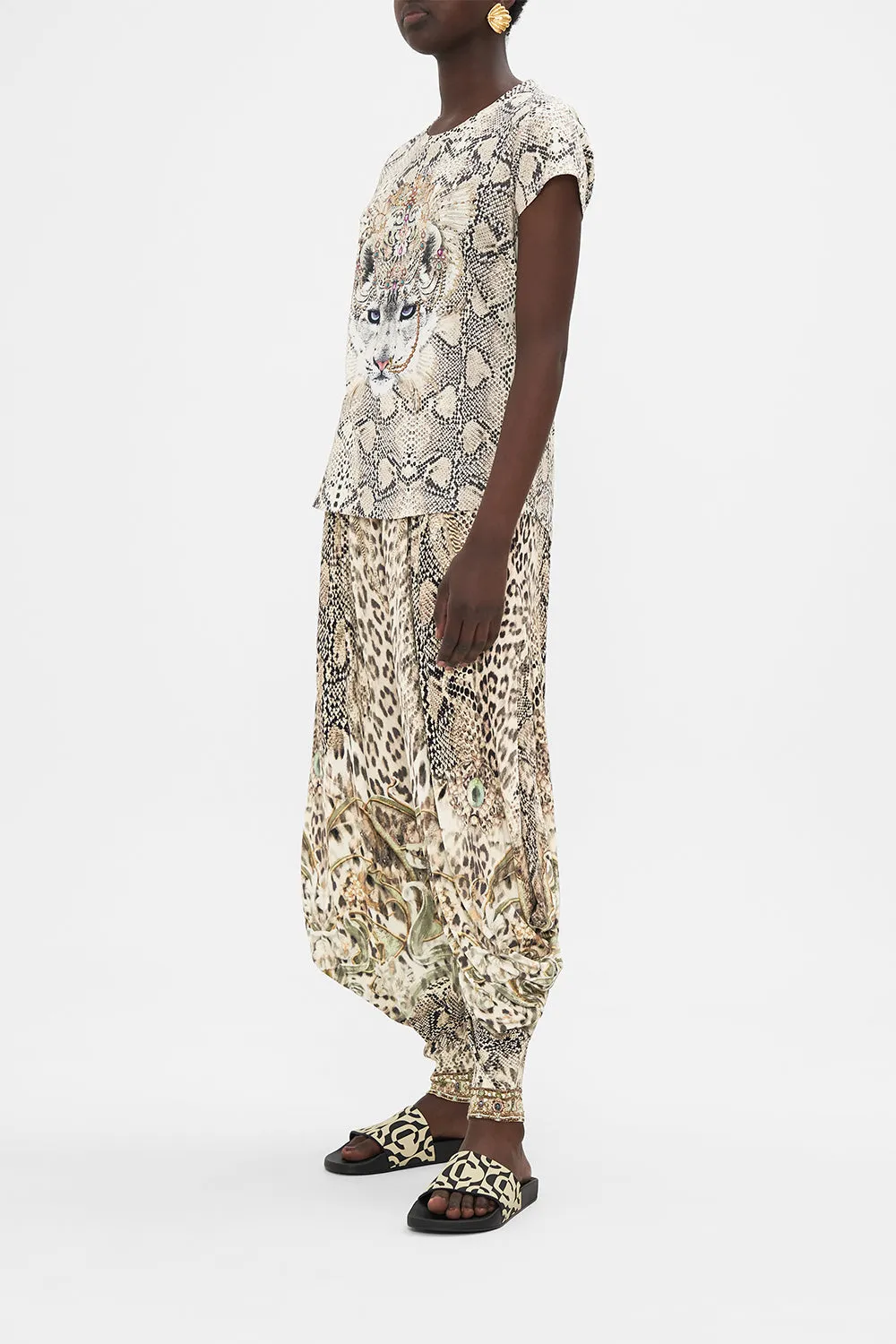 CURVED HEM FITTED TEE LOOKING GLASS HOUSES sold by Camilla product image thumbnail 4