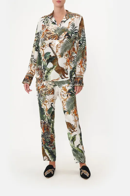 PLACKET BLOUSE TIGER TRAP sold by Camilla