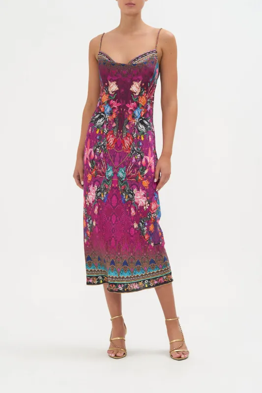 LONG BIAS SLIP VISION OF VENOM sold by Camilla