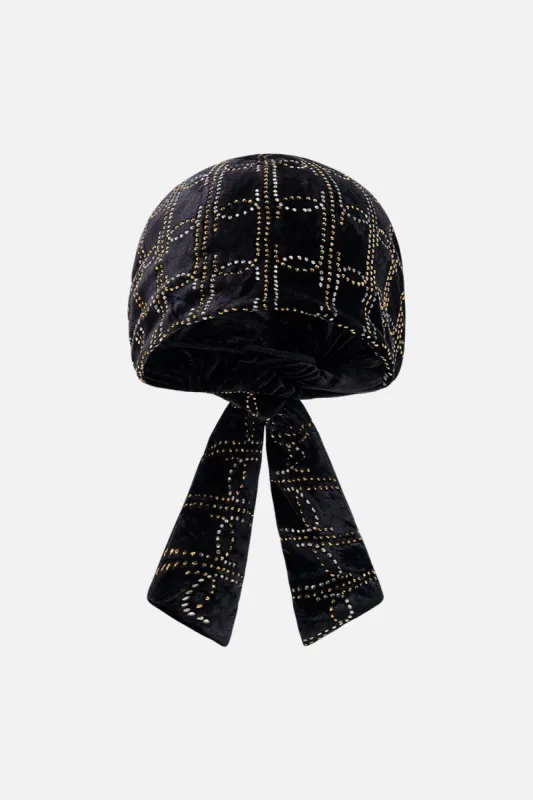 VELVET HEADSCARF SOLID BLACK sold by Camilla