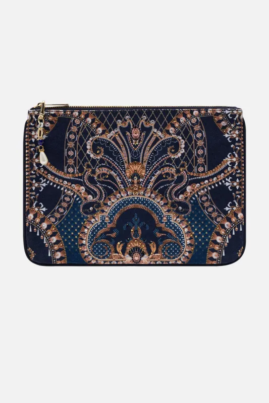 SMALL CANVAS CLUTCH DANCE WITH THE DUKE sold by Camilla