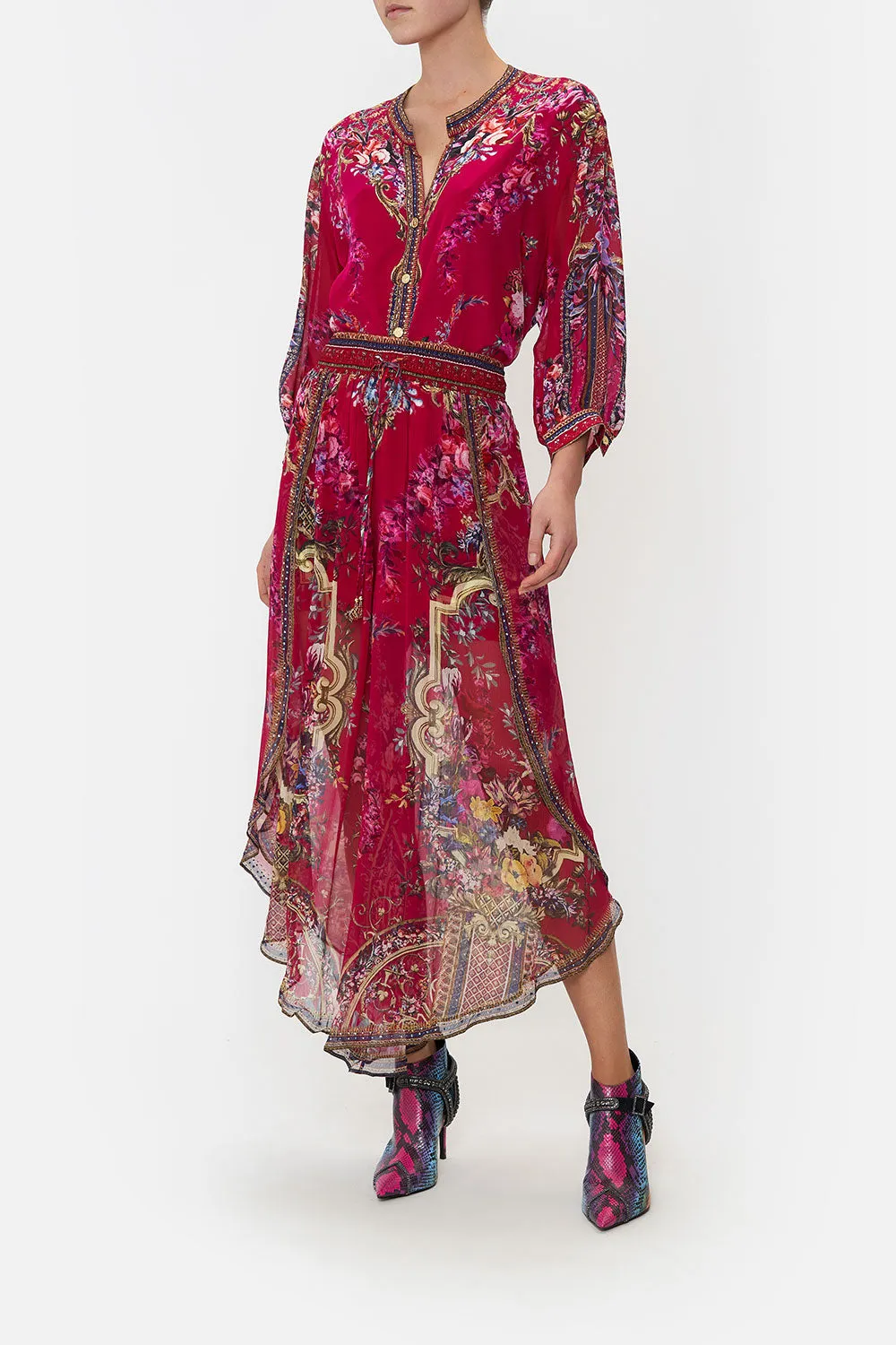 CURVED HEM PANT BOHEME BLOOMS sold by Camilla