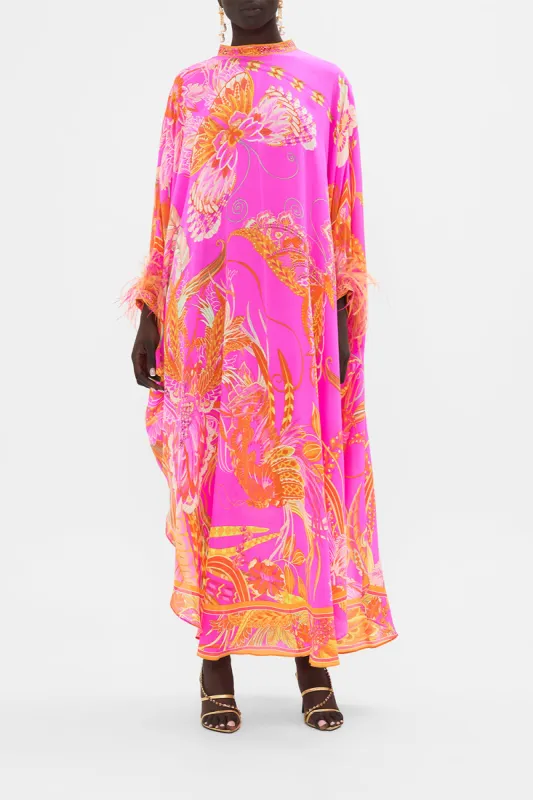 HIGH COLLAR KAFTAN WITH TIE A HEART THAT FLUTTERS sold by Camilla