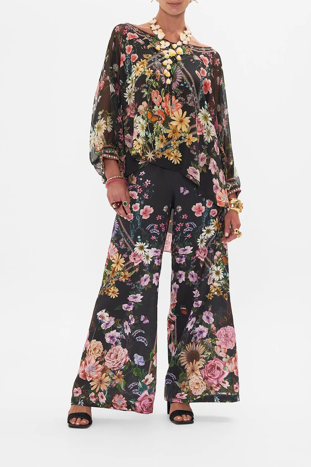 RAGLAN SLEEVE BLOUSE WITH CUFF LETTERS FROM A VINEYARD sold by Camilla