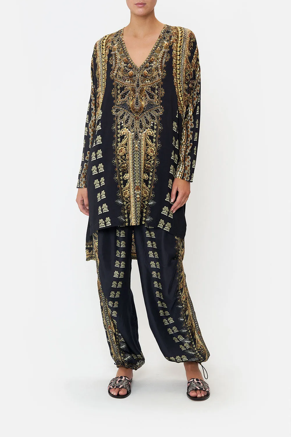 SIDE SPLIT TEE ITS ALL OVER TORERO sold by Camilla