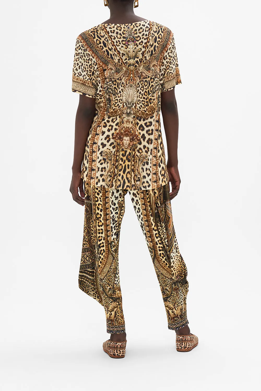 RELAXED V-NECK TEE - ALL OVER PRINT STANDING OVATION sold by Camilla product image thumbnail 2