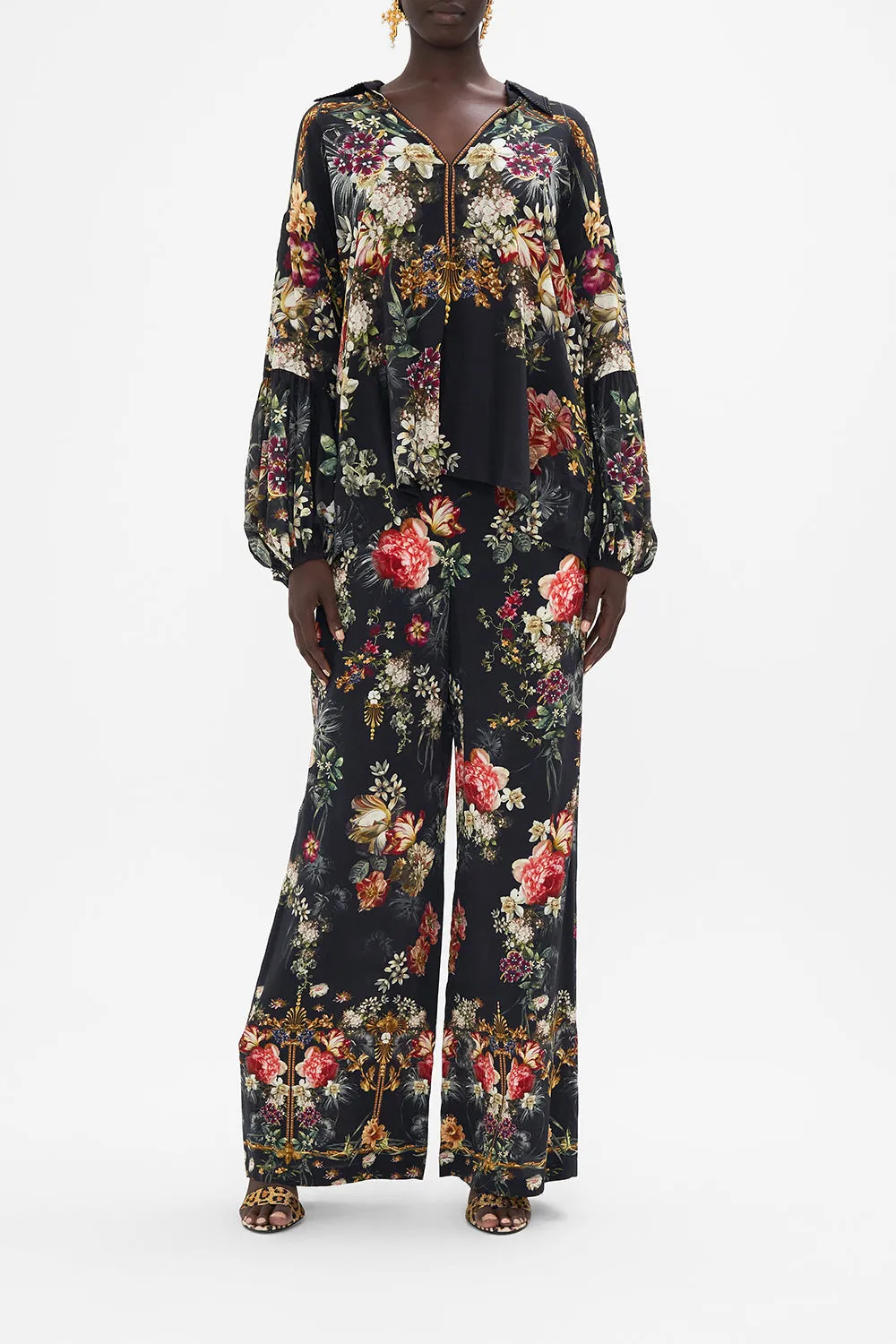 VINTAGE COLLAR BLOUSE A NIGHT AT THE OPERA sold by Camilla