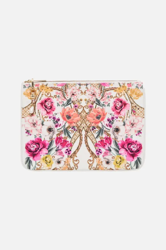 SMALL CANVAS CLUTCH DESTINY CALLING sold by Camilla