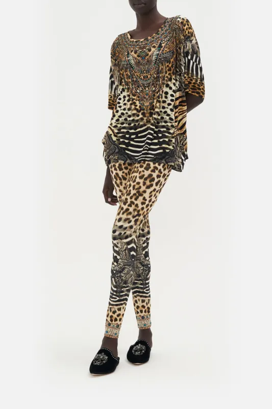 LEGGINGS FOR THE LOVE OF LEO sold by Camilla