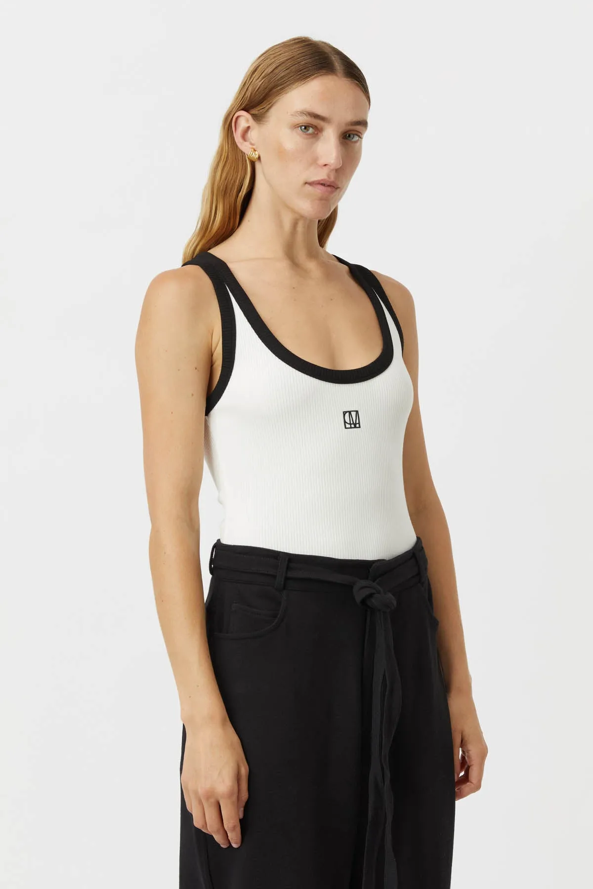 Nora Contrast Bind Scoop Neck Tank sold by camilla & marc product image thumbnail 2