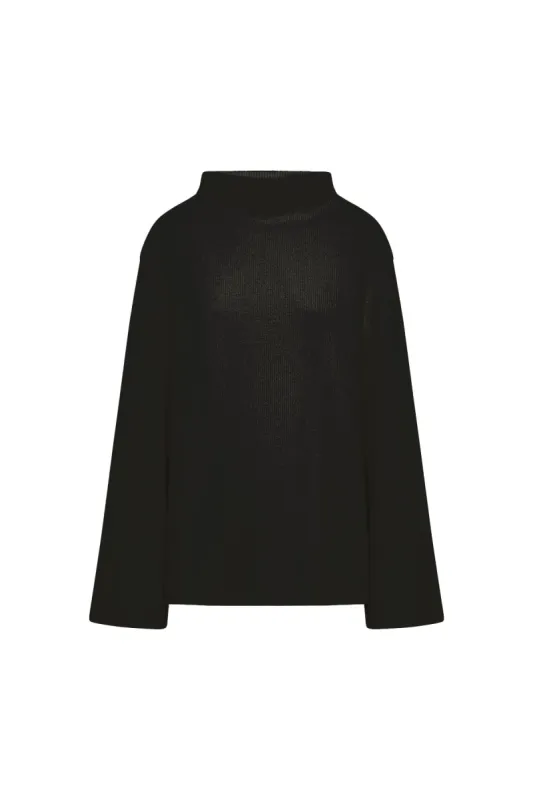 Kay Lounge Top sold by camilla & marc