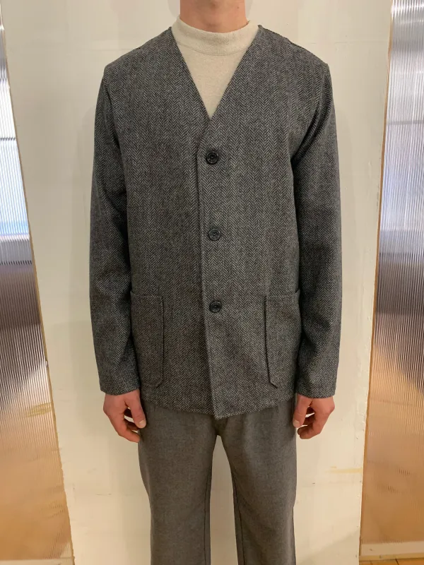 KINGSTONE - SMART JACKET - Harringbone Grey Wool sold by Camo