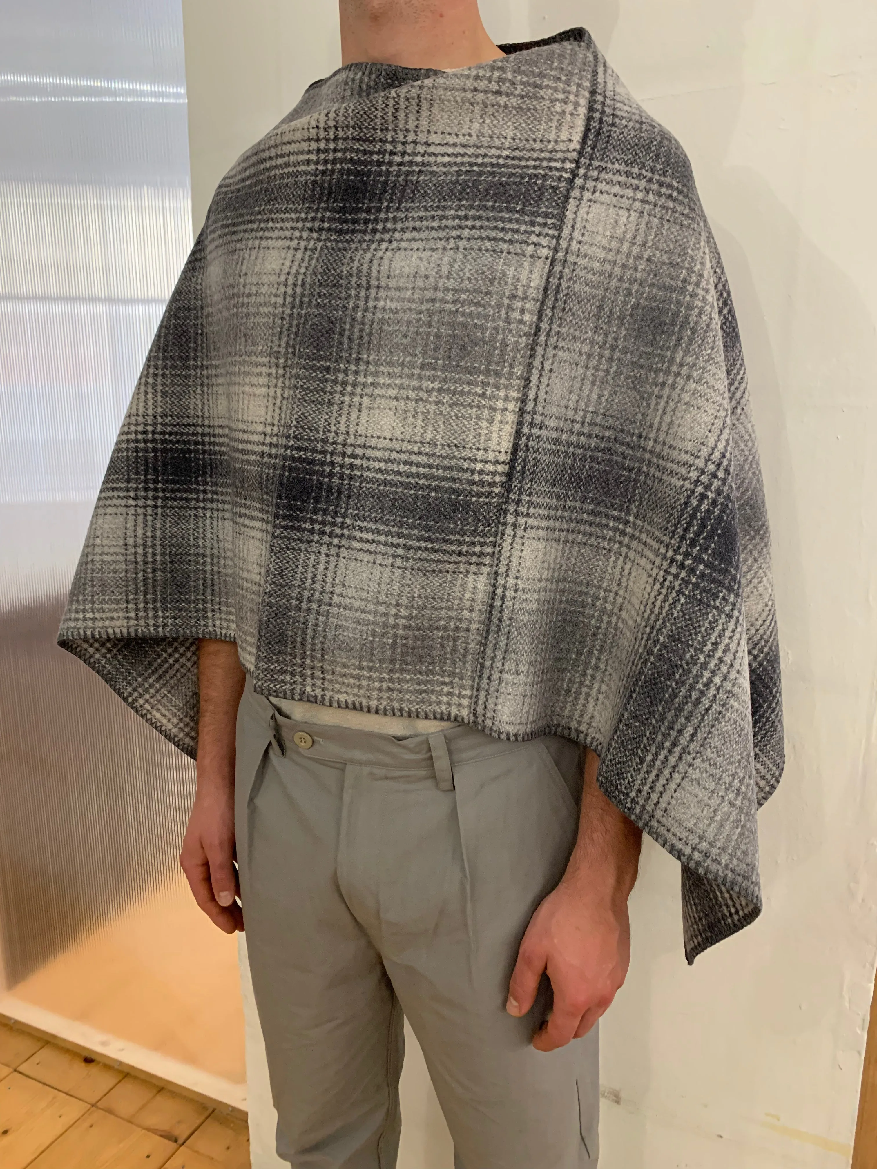 EASTWOOD - WOOL PONCHO - CHECK GREY sold by Camo product image thumbnail 5
