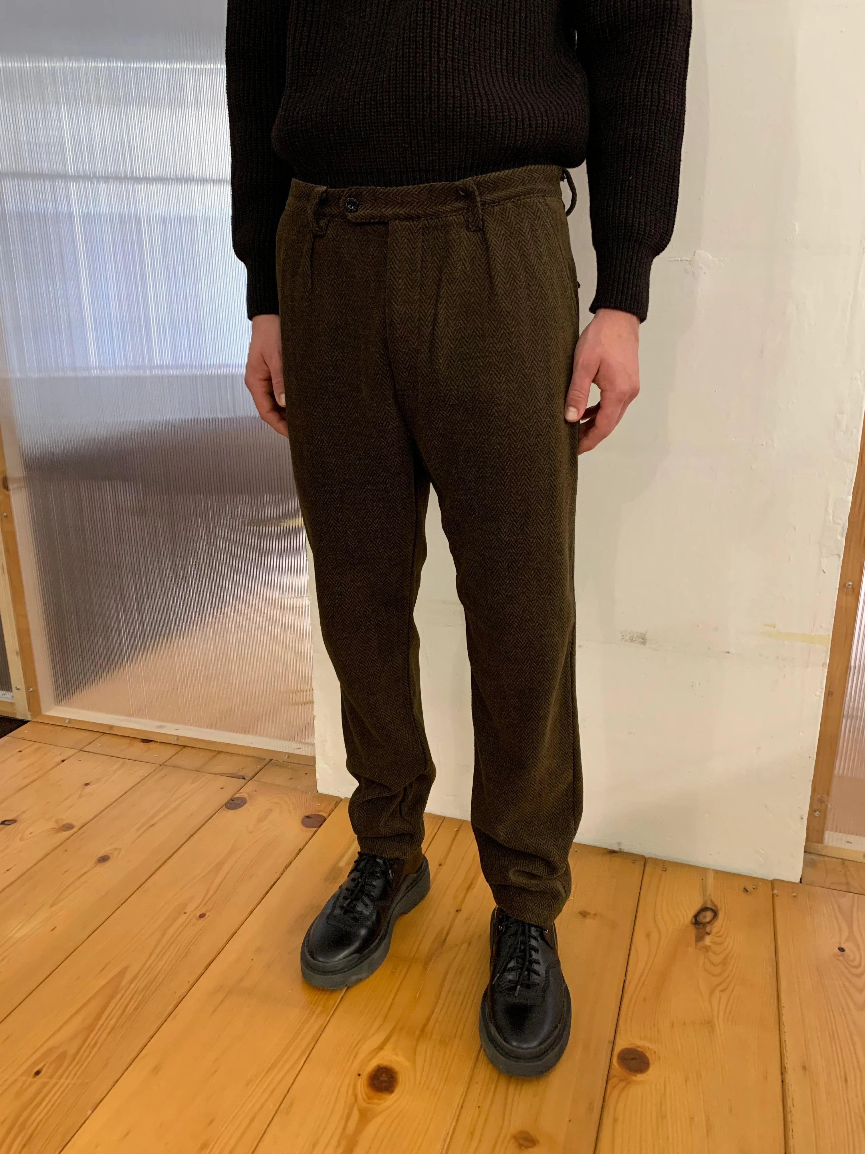 COMANCHE - CLASSIC TROUSERS - Harringbone Wool Brown sold by Camo product image thumbnail 4