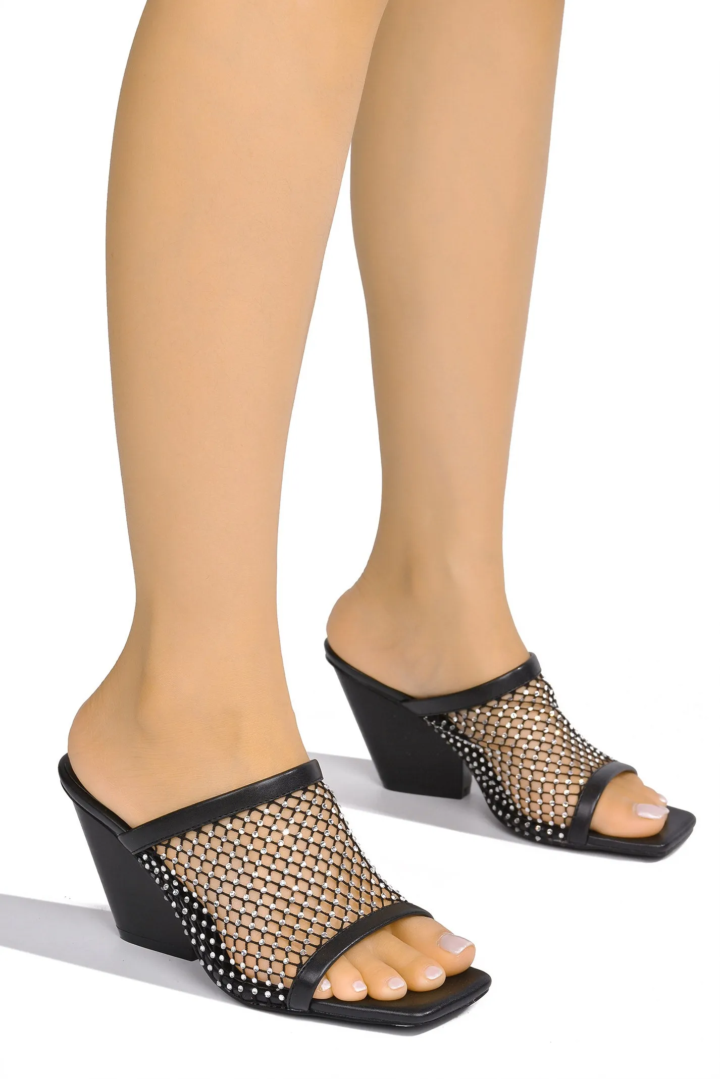 SCARLETTA - BLACK sold by Cape Robbin product image thumbnail 3