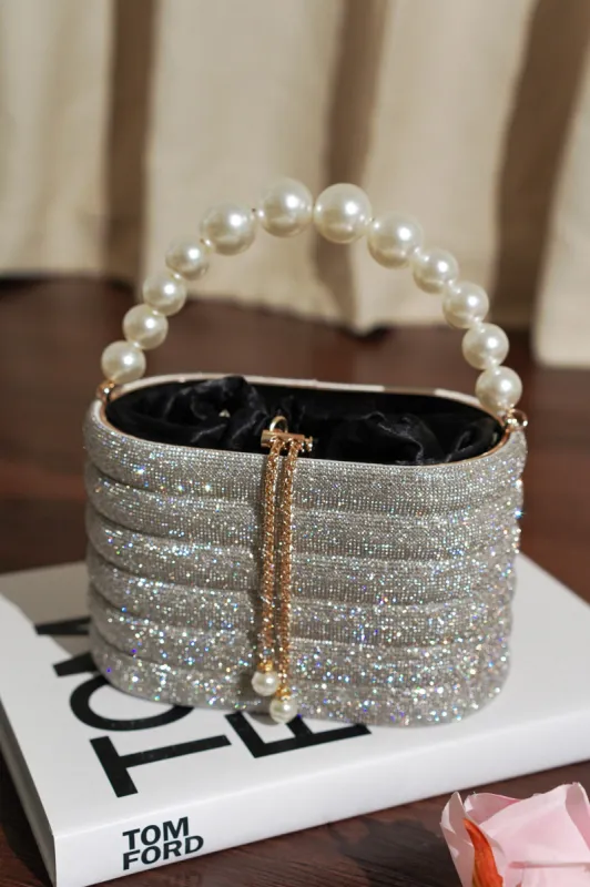 OLIVETTE - SILVER sold by Cape Robbin