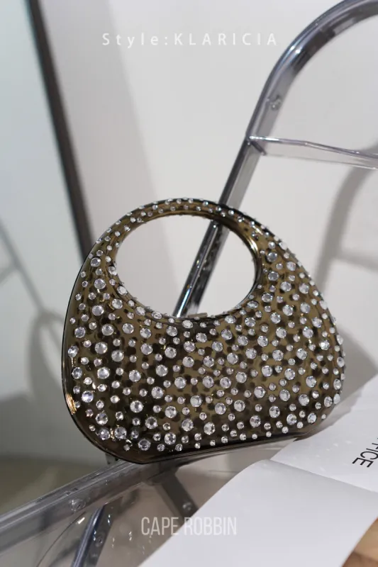 KLARICIA - BLACK sold by Cape Robbin