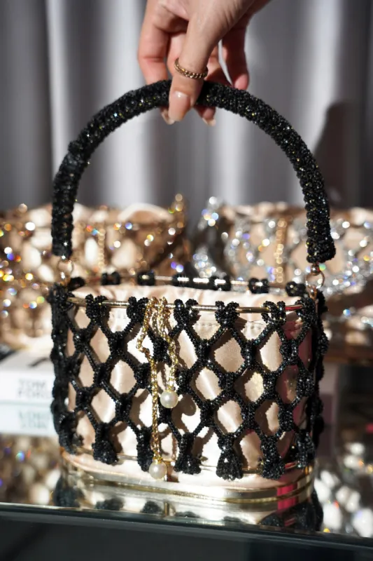 JACKQUELIN - BLACK made by Cape Robbin