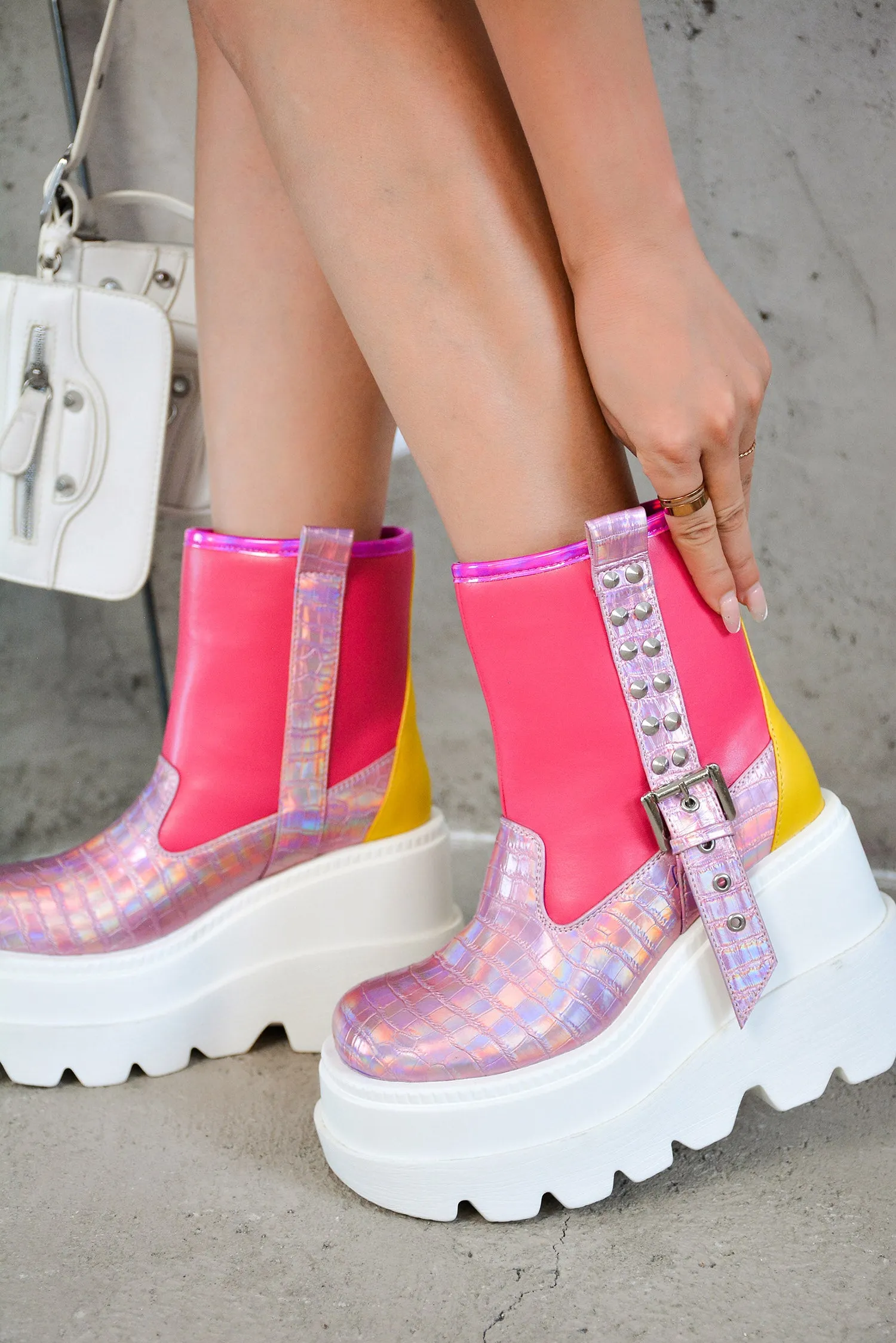 ESSKA - MULTI sold by Cape Robbin