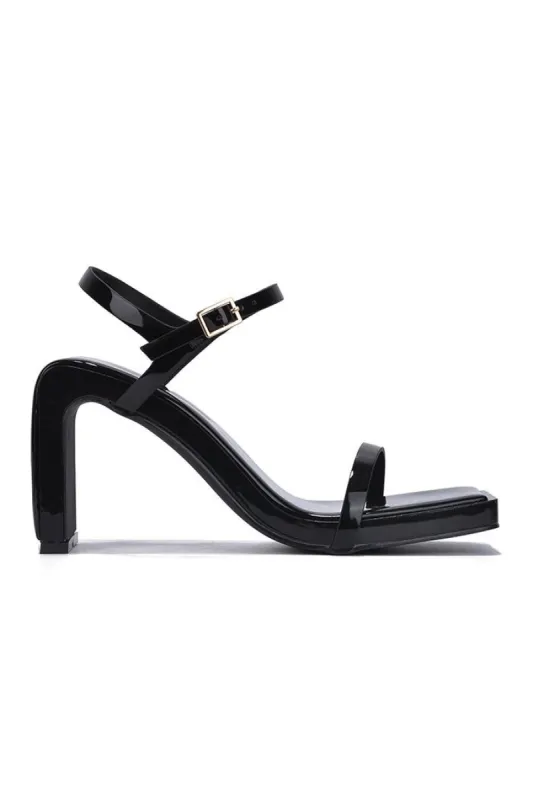 ZAKIA - BLACK sold by Cape Robbin