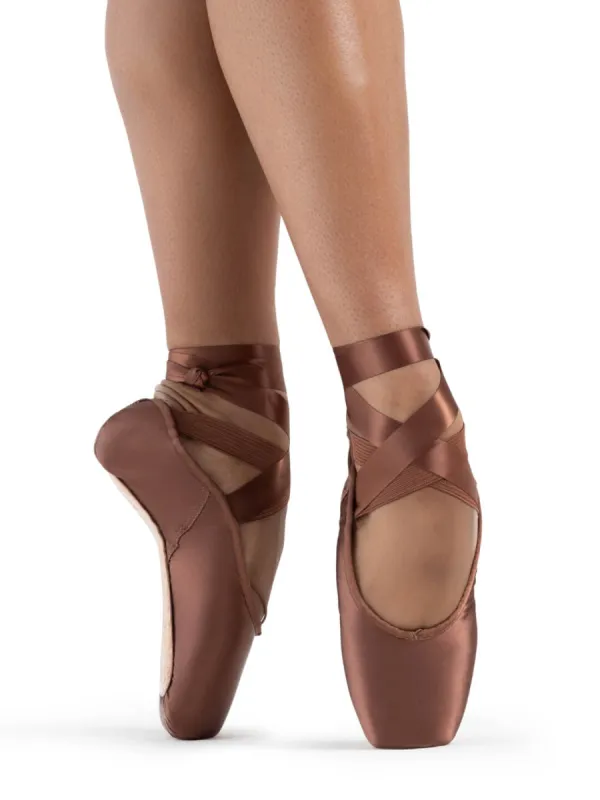 Ava Pointe Shoe | Skintone 55 sold by Capezio