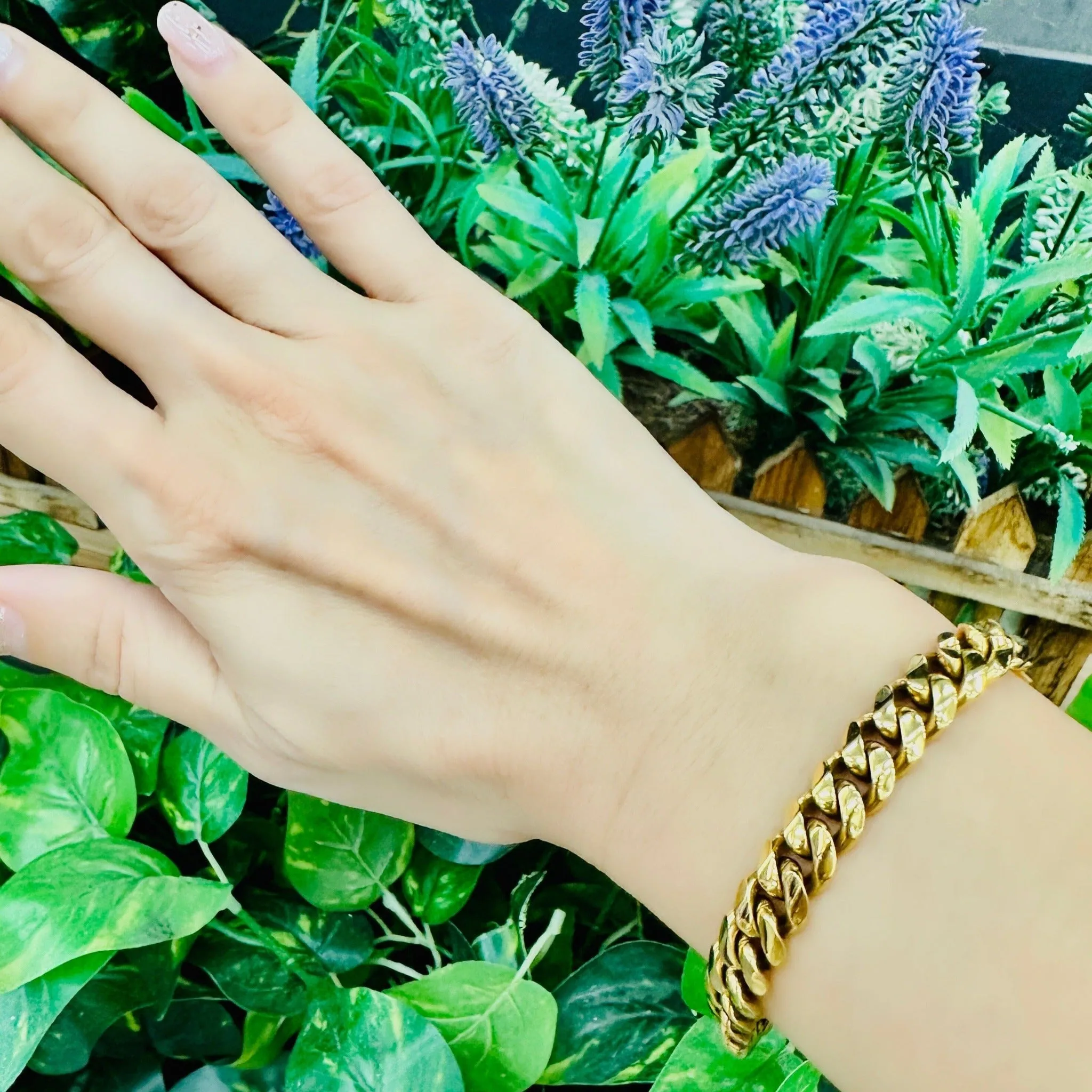 8mm Medium Classic Havana Cuban Chain Bracelet sold by Capsul Jewelry product image thumbnail 2