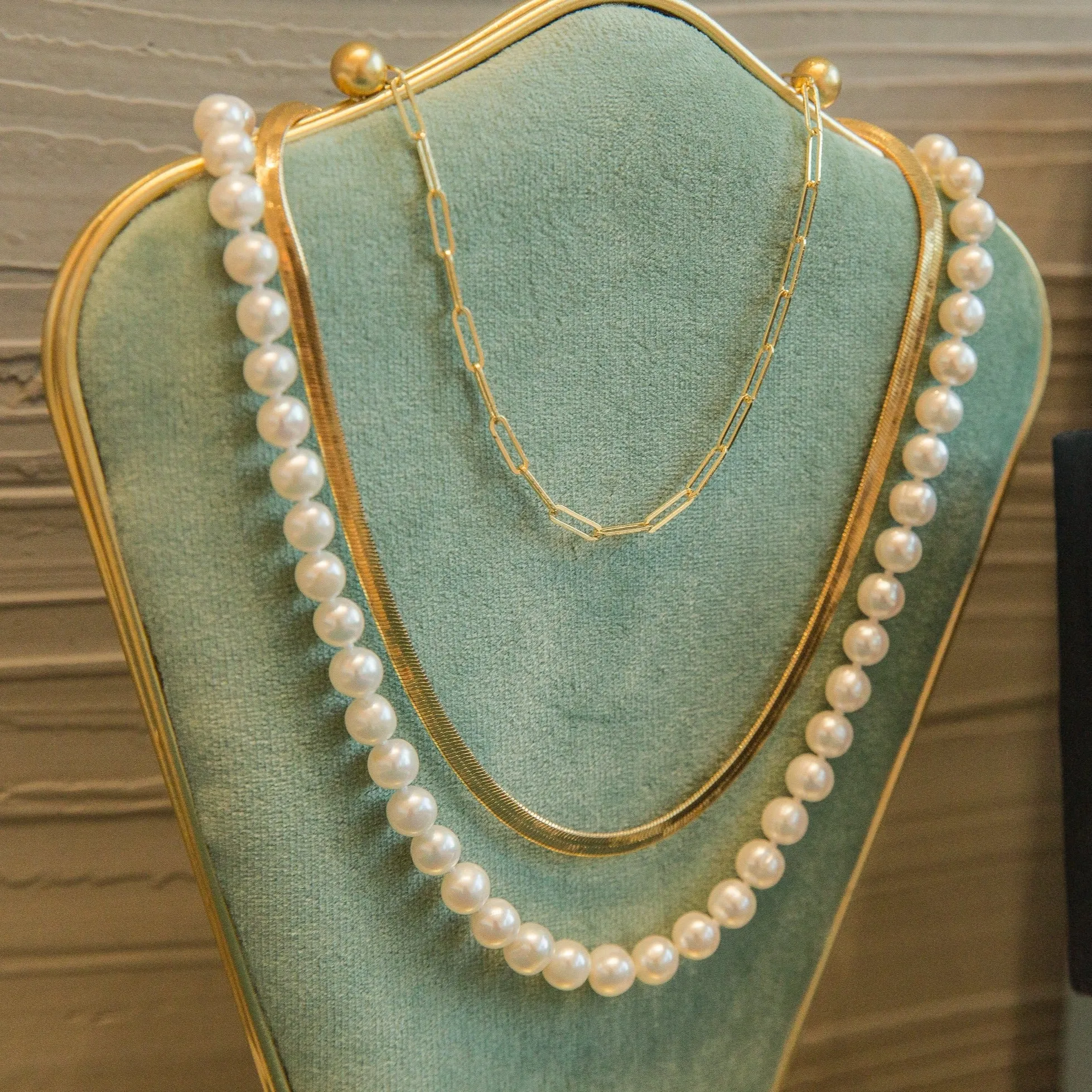 "Quiet Luxury" Gift Box sold by Capsul Jewelry product image thumbnail 2
