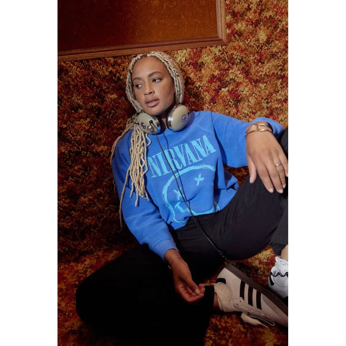 NIRVANA SMILEY REVERSE RAGLAN CREW IN WASHED COBALT sold by Carbon