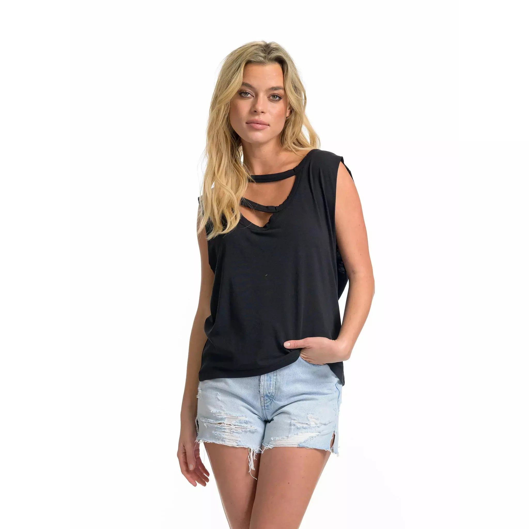 CINDY SHERRED COLLAR TANK sold by Carbon