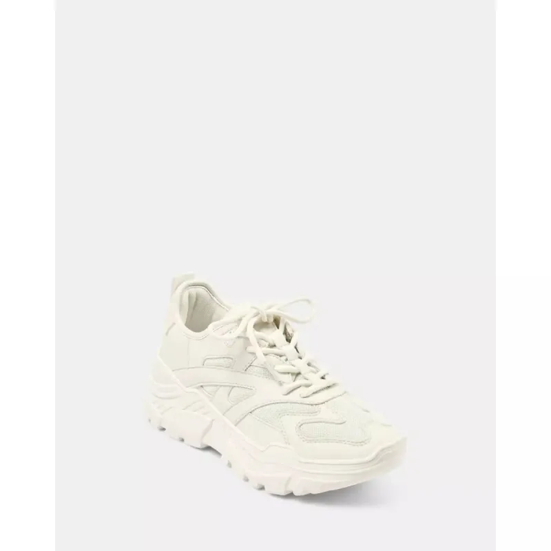 SNEAKER sold by Carbon