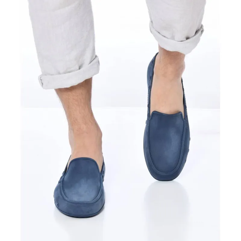 IATE - NAVY sold by Carbon