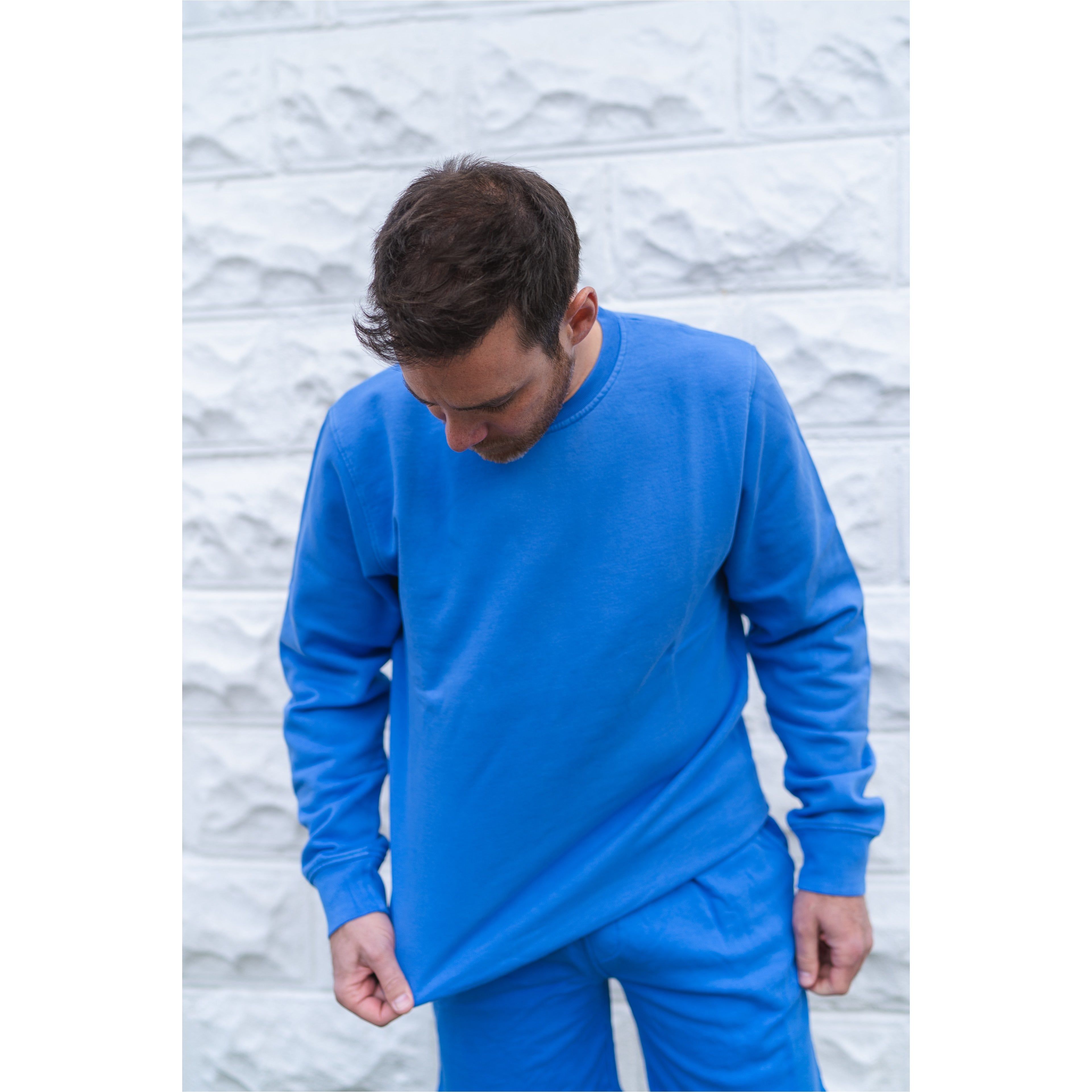 CLASSIC ORGANIC CREW SWEATSHIRT sold by Carbon