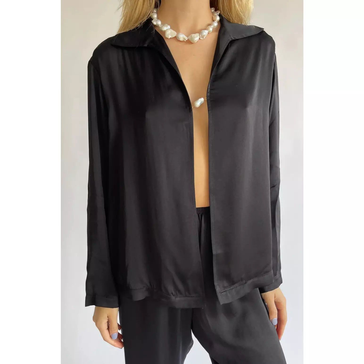 BAROQUE SILKLY PEARL TOP sold by Carbon